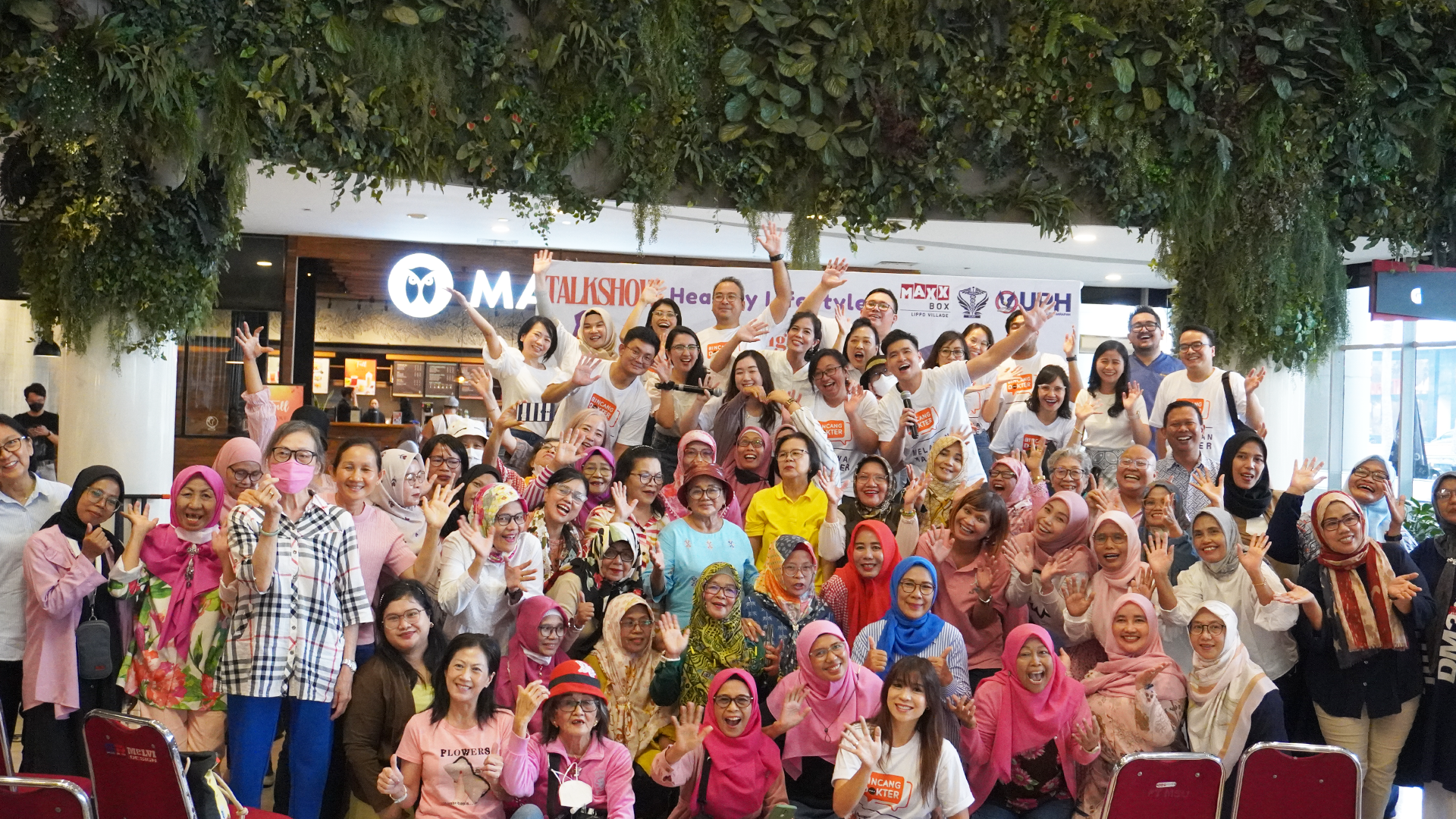  http://www.kalgeninnolab.co.id/en/events/detail/talkshow-healthy-lifestyle-book-launching-bincang-dokter-melawan-kanker-en 